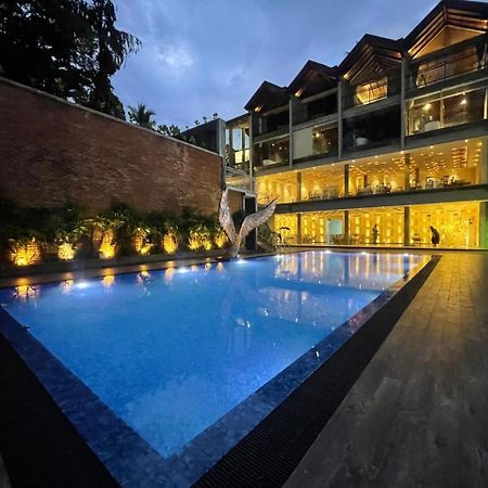 Hotel Grand Amanee Ratnapura Exterior photo